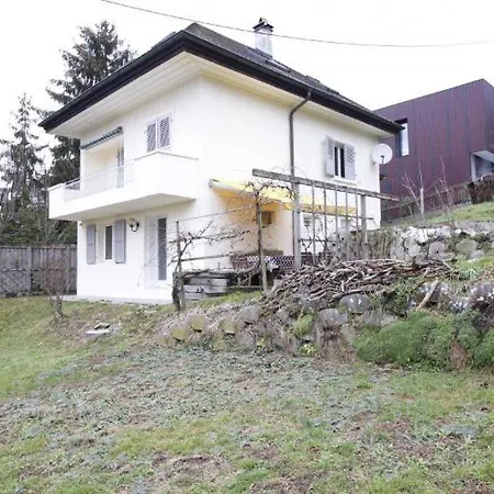 5 Private Station For Long Term Guest house